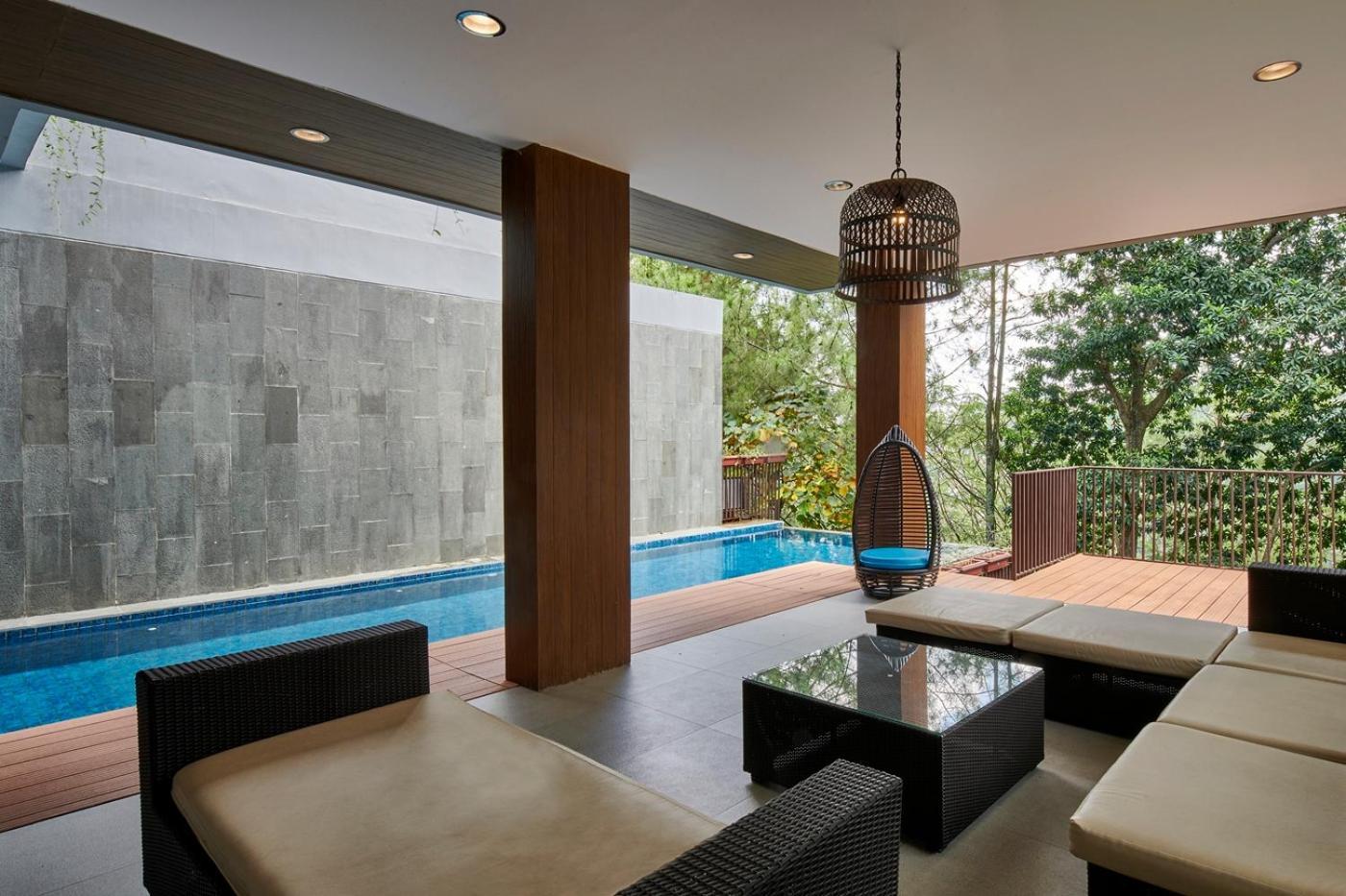 Asmaya Hill View Villa 7 Bedrooms With A Private Swimming Pool Бандунг Екстериор снимка