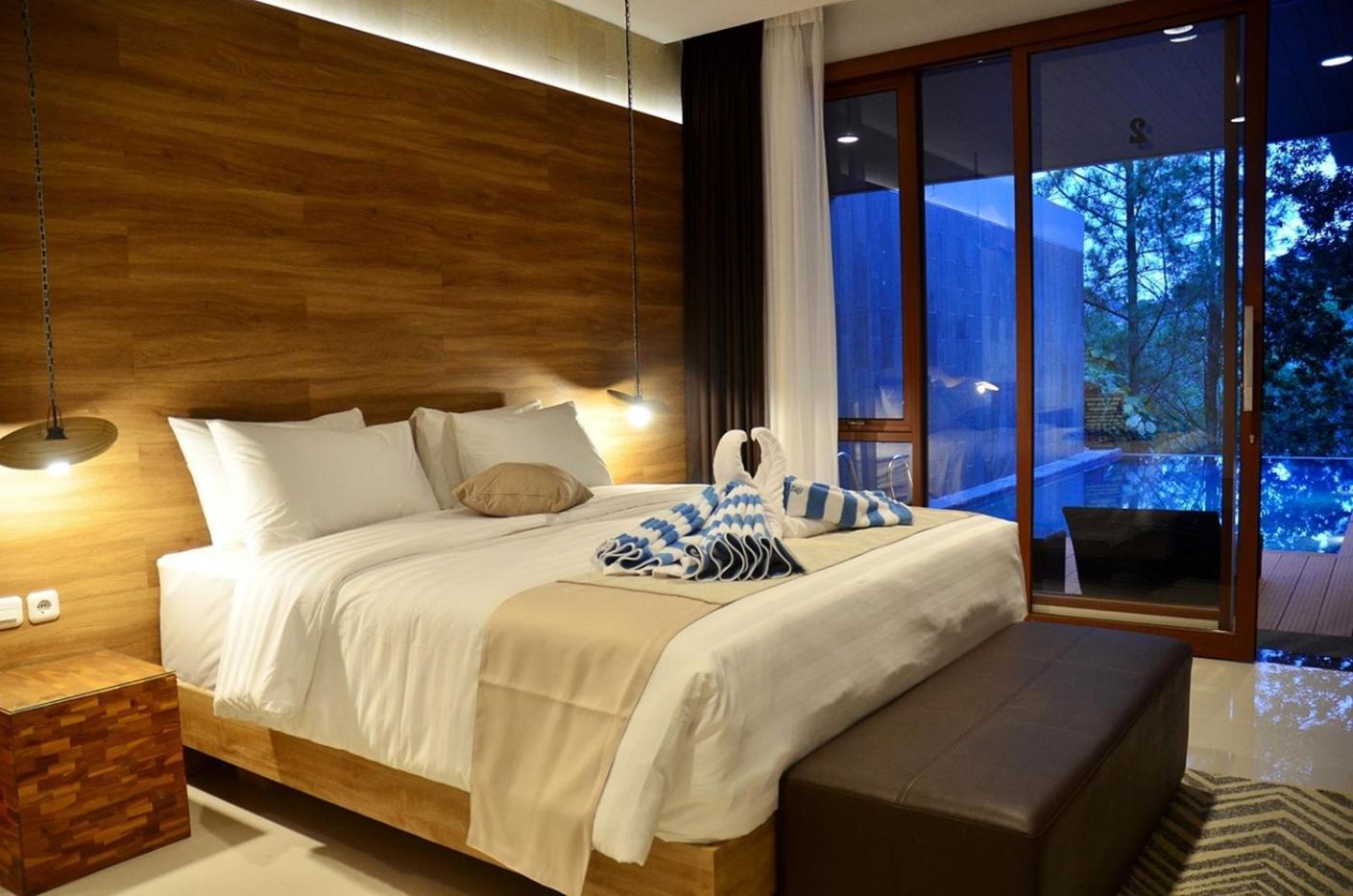 Asmaya Hill View Villa 7 Bedrooms With A Private Swimming Pool Бандунг Екстериор снимка