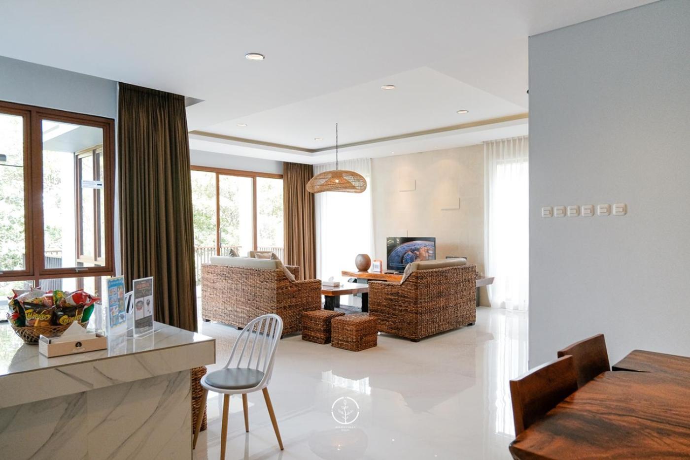 Asmaya Hill View Villa 7 Bedrooms With A Private Swimming Pool Бандунг Екстериор снимка